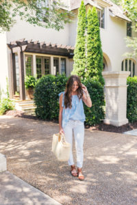 blue top, white jeans, tote, hello it's loh, lejla hasanovic
