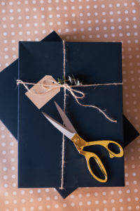 Gift Wrapping Ideas, Gift wrapping, gift boxes, wrapping paper, twine, ribbon, christmas wrapping