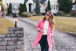 Hello It's LOH, pink theory coat, allbirds, white top, basics, ray ban sunglasses, lejla hasanovic, casual outfit, casual weekend look, winter style, winter ootd