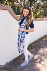 Club Monaco Scarf, Rag and Bone Jeans, J.Crew Perfect Fit Tee, Allbirds Slip on sneakers, Lejla Hasanovic, Hello It's LOH