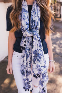 Club Monaco Scarf, Rag and Bone Jeans, J.Crew Perfect Fit Tee, Allbirds Slip on sneakers, Lejla Hasanovic, Hello It's LOH
