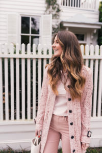 Monochromatic-BlushPants-Hello It's LOH, Lejla Hasanovic