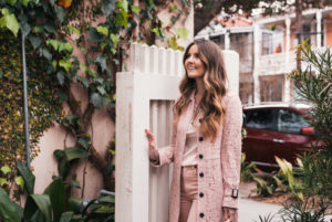 Monochromatic-BlushPants-Hello It's LOH, Lejla Hasanovic