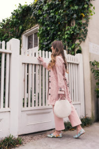 Monochromatic-BlushPants-Hello It's LOH, Lejla Hasanovic
