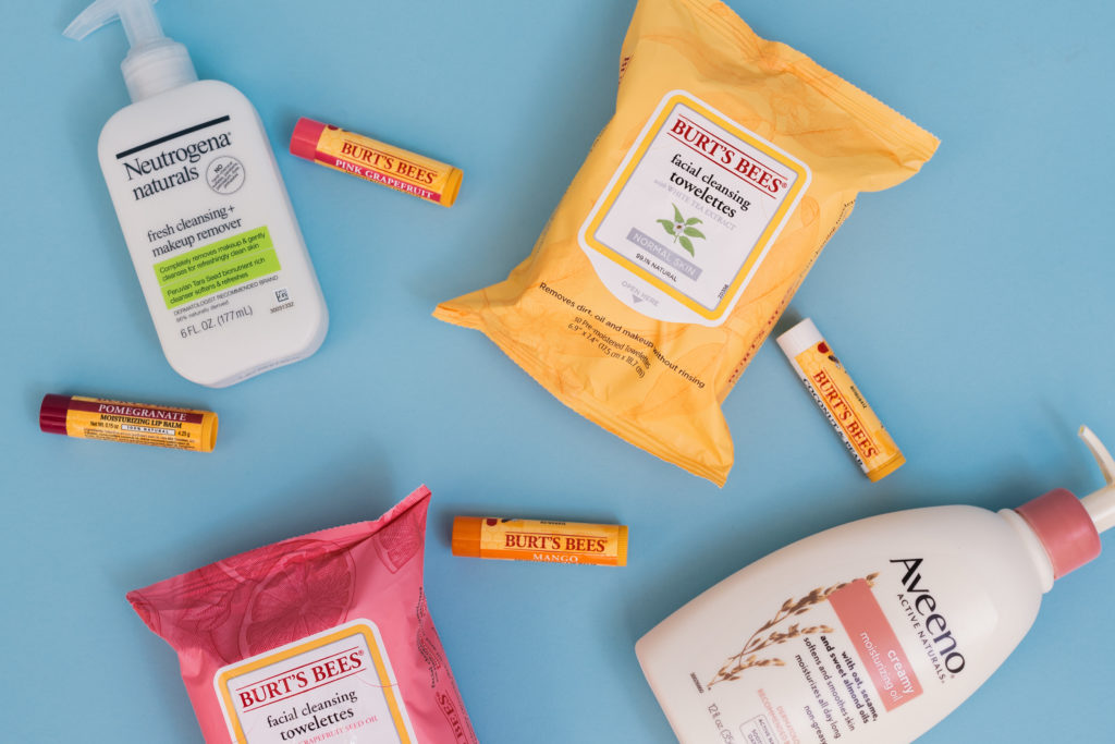Lejla Hasanovic Hello It's LOH Walmart Organic Beauty, Walmart Organic and paraben free products, eos, burt's bees, neutrogena make up remover, go green, earth day, hello it's loh, atlanta blogger, Atlanta GA